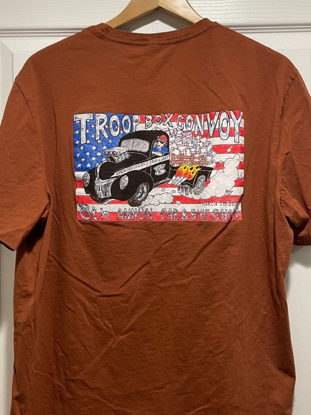 Troop Box Convoy Graphic T-Shirt Men's Size 2XL Brown Vintage Car Bike Show Tee